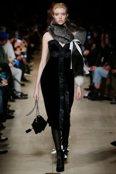 Look 42